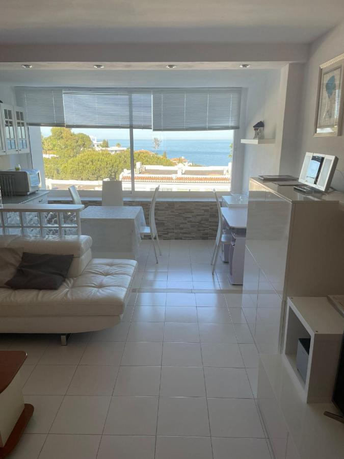 Precioso Estudio En Zona Residencial Miraflores Malaga Exterior photo